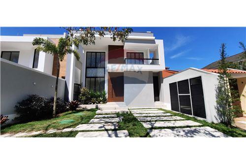 For Sale-Townhouse-Rua Amando Santos , 9  - Av. Das Américas 15000  - Recreio dos Bandeirantes , Rio de Janeiro , Rio de Janeiro , 22790-702-680251002-62