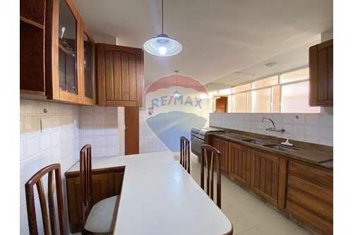 Apartamento à venda com 4 quartos, 186m² - Foto 4