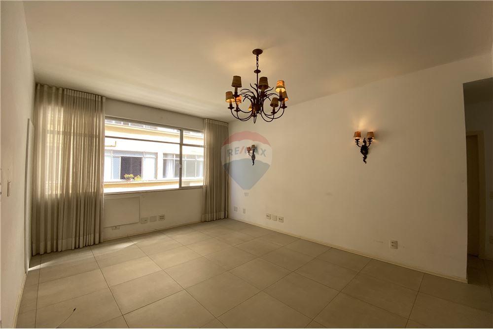 Apartamento à venda com 3 quartos, 107m² - Foto 1