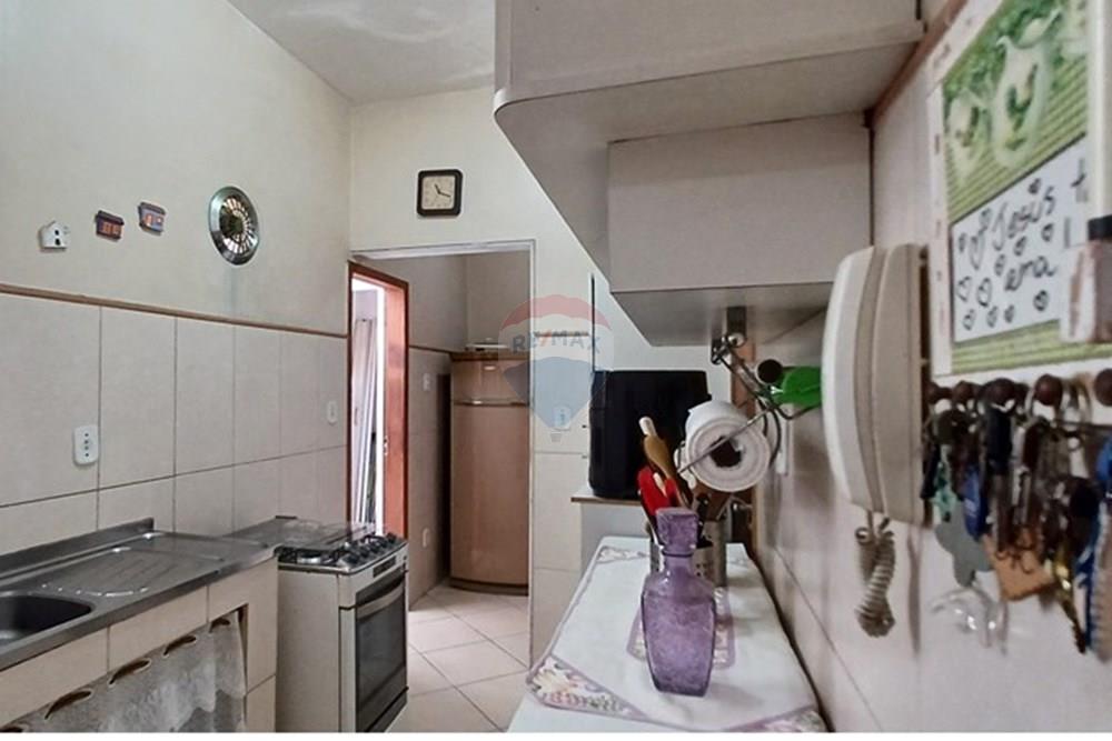 Apartamento à venda com 2 quartos, 69m² - Foto 20