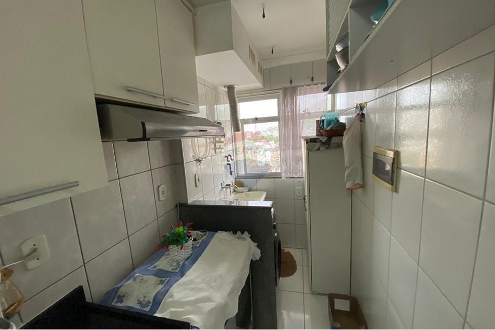 Apartamento à venda com 2 quartos, 61m² - Foto 14