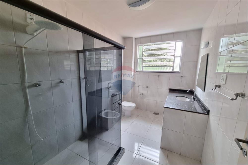 Casa à venda com 4 quartos, 190m² - Foto 13