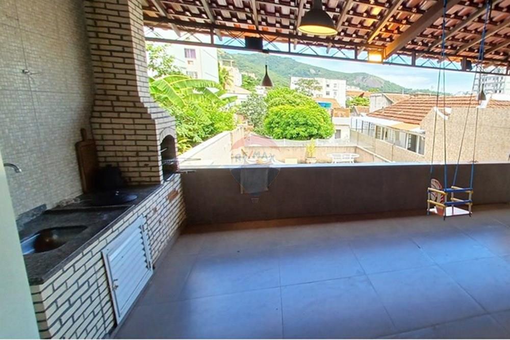 Casa à venda com 3 quartos, 266m² - Foto 28