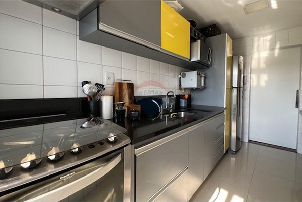 Apartamento à venda com 2 quartos, 82m² - Foto 16