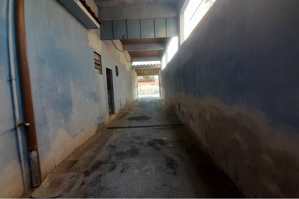 Ponto Comercial/ Loja - Venda - Rio de Janeiro , Rio de Janeiro - lateral do imovel.jpg - 680331009-377