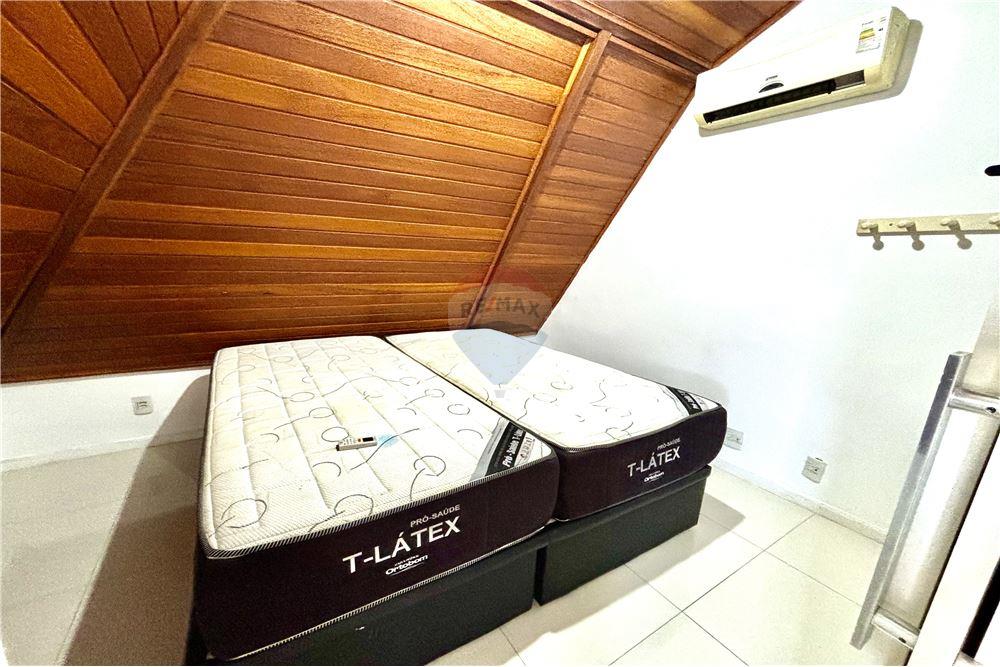 Casa de Condomínio - Alugar - Rio de Janeiro , Rio de Janeiro - Suíte sótão - Suite - 680371005-164