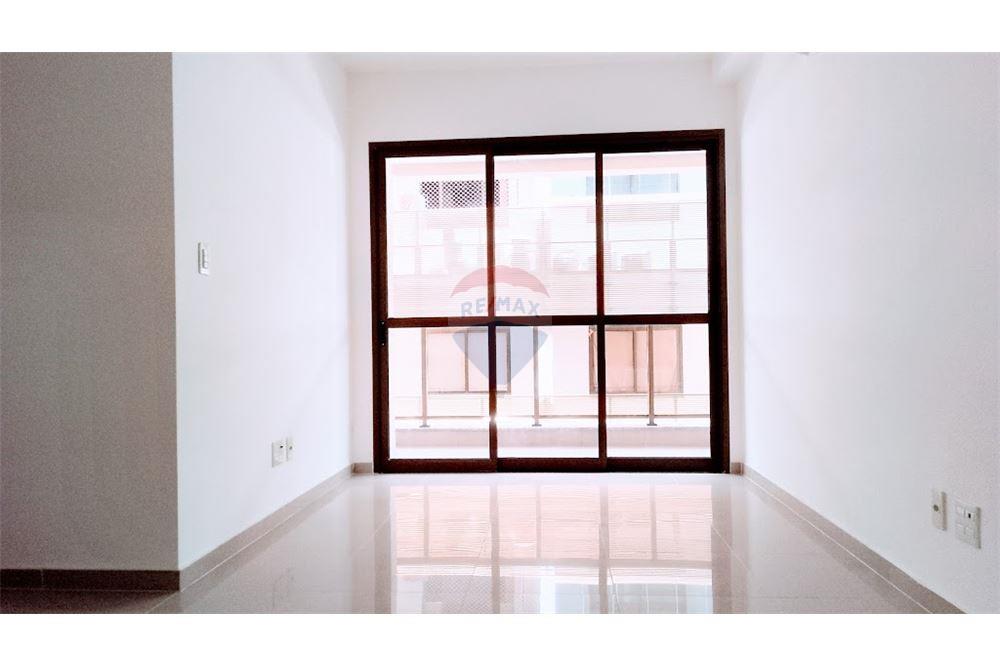 Apartamento à venda com 2 quartos, 65m² - Foto 6