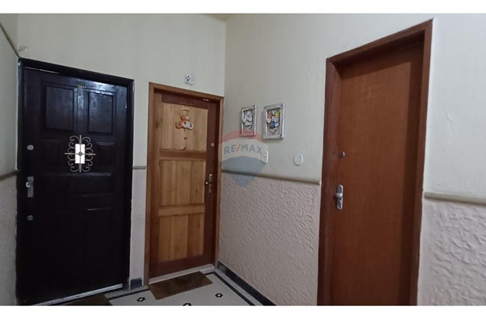 Apartamento à venda com 2 quartos, 69m² - Foto 3