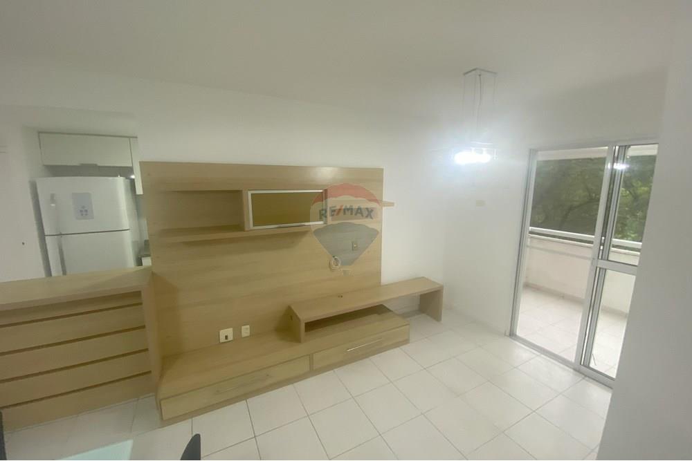 Apartamento para alugar com 2 quartos, 74m² - Foto 11