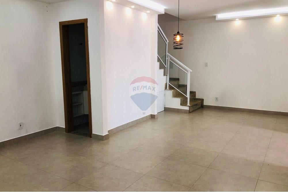 Casa para alugar com 2 quartos, 108m² - Foto 24