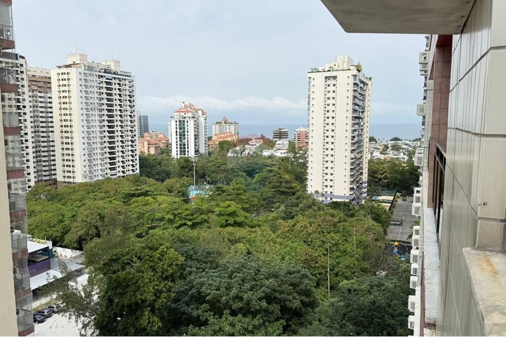 Apartamento para alugar com 3 quartos, 129m² - Foto 35