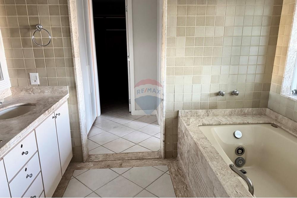 Apartamento - Alugar - Rio de Janeiro , Rio de Janeiro - BANHEIRO DA SUÍTE MASTER 1.jpg - 680331055-18