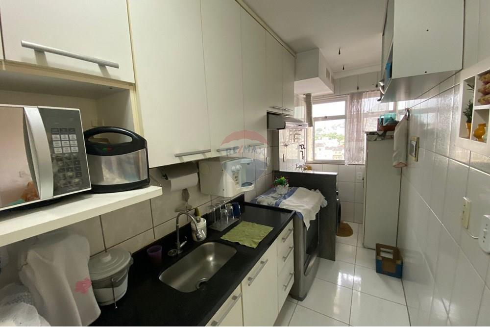 Apartamento à venda com 2 quartos, 61m² - Foto 15