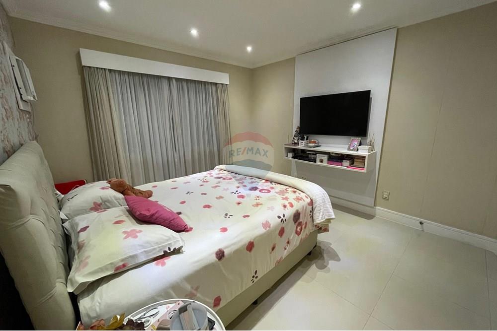 Casa - Venda - Rio de Janeiro , Rio de Janeiro - 1180dd2a-ade4-49ae-9837-5084fb5dbf83.jpg - Suite - 680371073-33