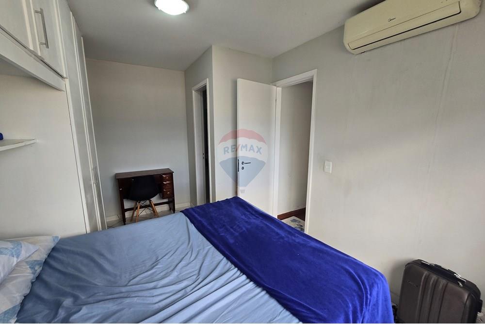 Apartamento à venda com 2 quartos, 62m² - Foto 11