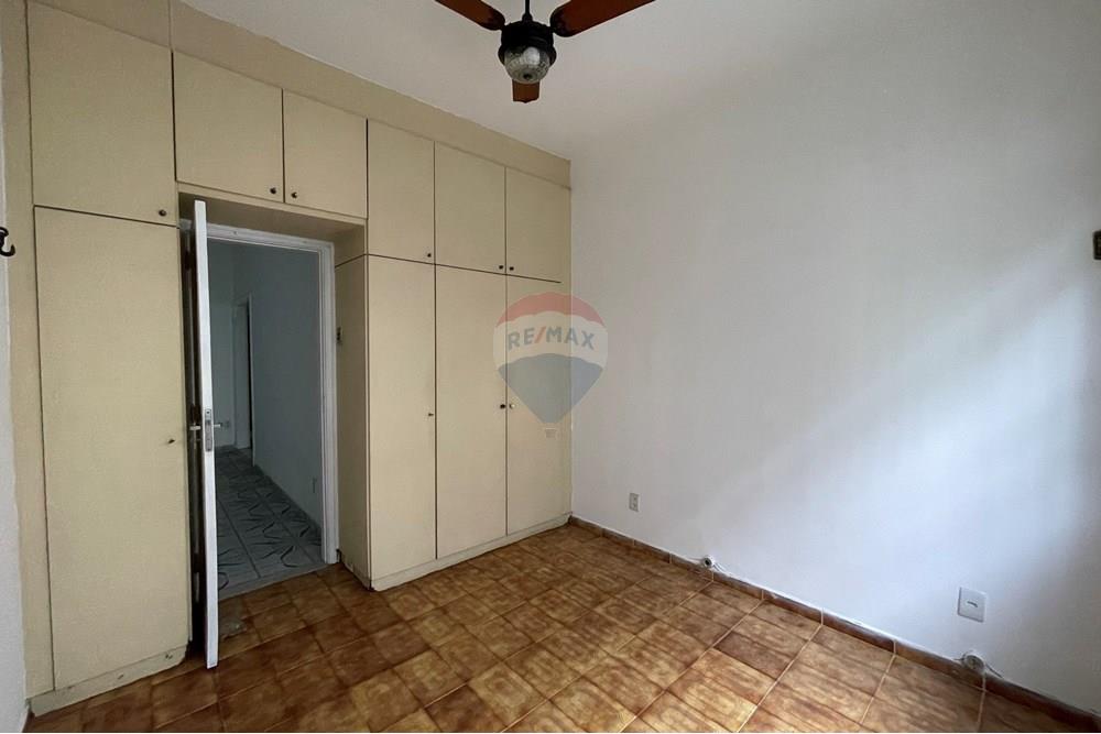 Apartamento à venda com 3 quartos, 76m² - Foto 13