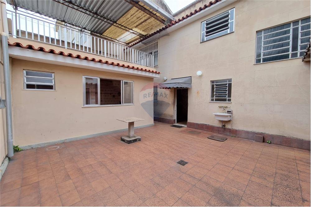 Casa à venda com 4 quartos, 190m² - Foto 24