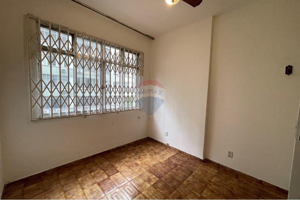 Apartamento à venda com 3 quartos, 76m² - Foto 12