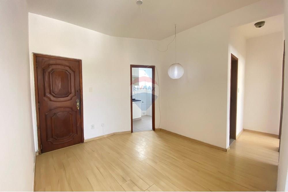 Apartamento à venda com 2 quartos, 56m² - Foto 4