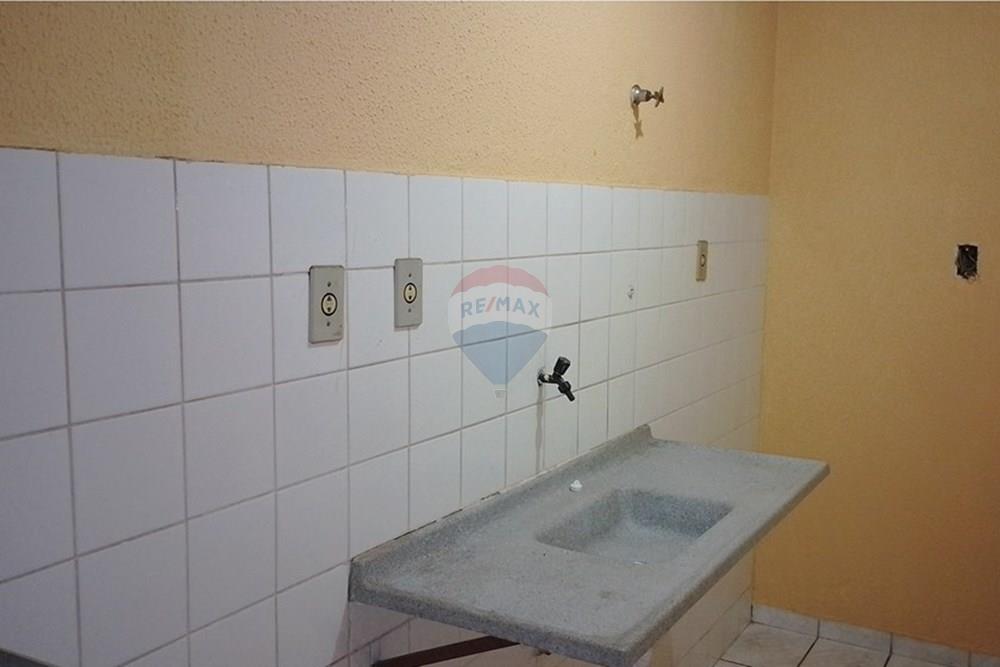 Apartamento à venda com 2 quartos, 45m² - Foto 12