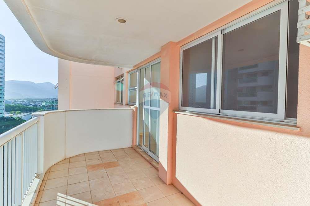 Apartamento à venda com 3 quartos, 82m² - Foto 4