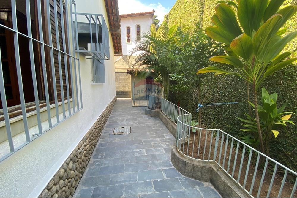 Casa - Venda - Rio de Janeiro , Rio de Janeiro - area lateral e canil.jpg - Jardim Externo - 680281080-79