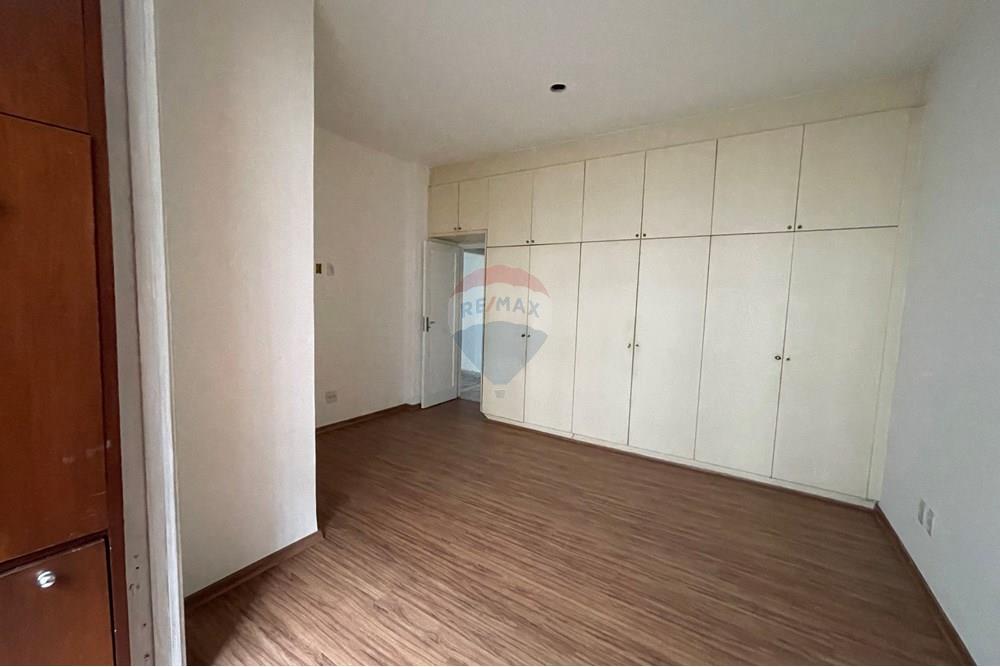 Apartamento à venda com 3 quartos, 76m² - Foto 17