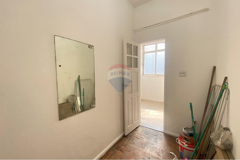 Apartamento à venda com 2 quartos, 56m² - Foto 21