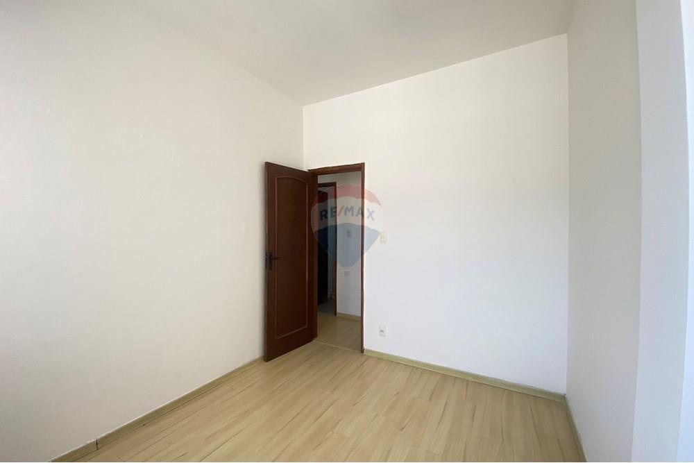 Apartamento à venda com 2 quartos, 56m² - Foto 11