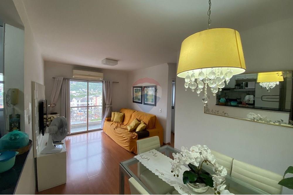 Apartamento à venda com 2 quartos, 61m² - Foto 5