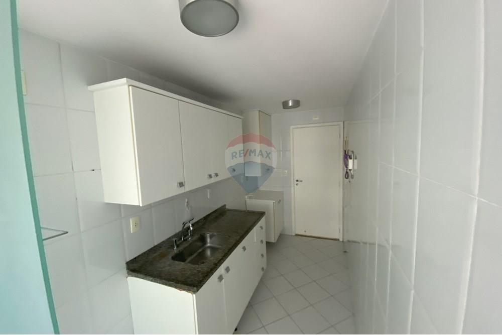 Apartamento para alugar com 2 quartos, 71m² - Foto 9