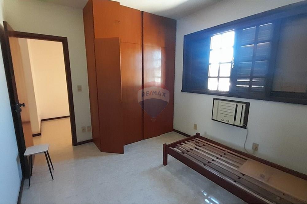 Casa para alugar com 4 quartos, 252m² - Foto 20