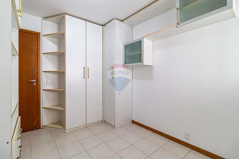 Apartamento à venda com 3 quartos, 82m² - Foto 12