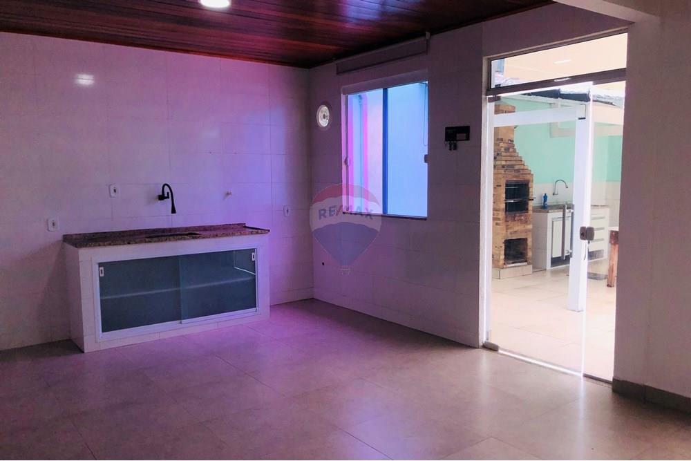 Casa para alugar com 2 quartos, 108m² - Foto 15