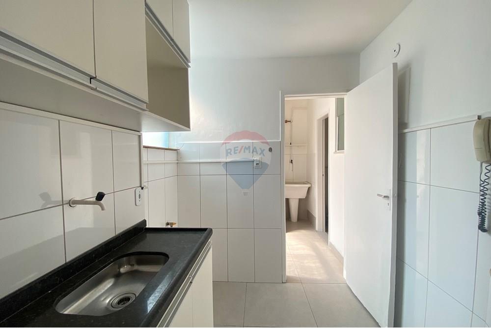 Apartamento à venda com 2 quartos, 56m² - Foto 1