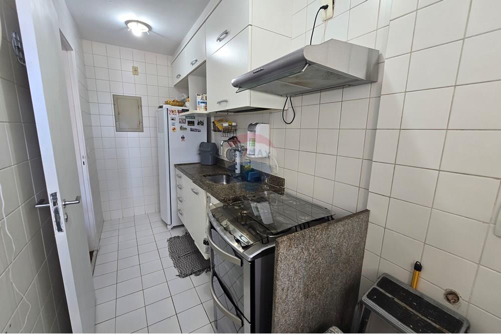 Apartamento à venda com 2 quartos, 62m² - Foto 17