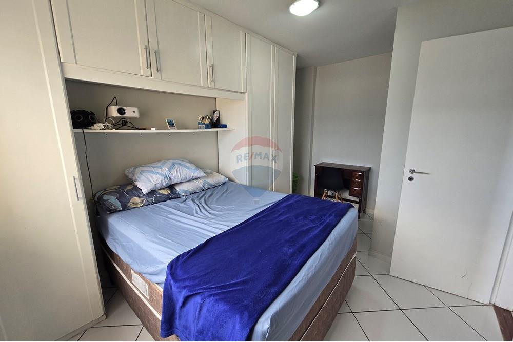 Apartamento à venda com 2 quartos, 62m² - Foto 10