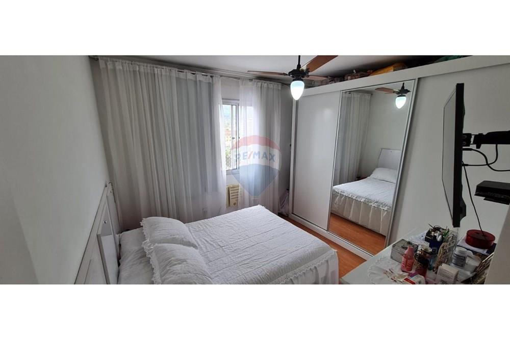 Apartamento à venda com 2 quartos, 61m² - Foto 10