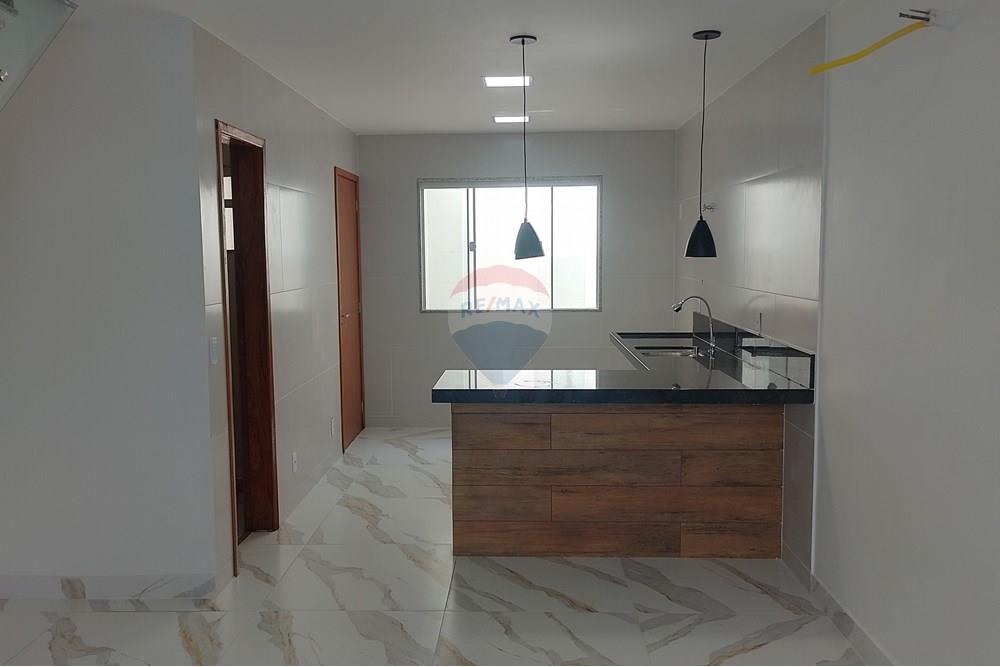 Casa para alugar com 2 quartos, 85m² - Foto 8