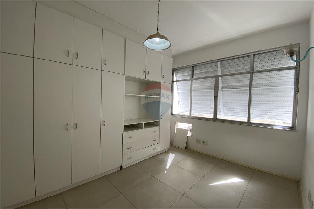 Apartamento à venda com 3 quartos, 107m² - Foto 17