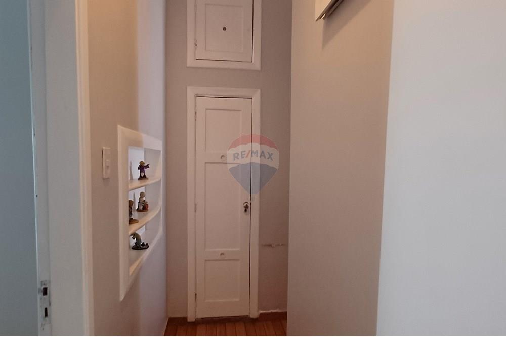 Casa à venda com 3 quartos, 266m² - Foto 14