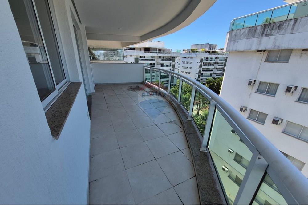 Cobertura - Venda - Rio de Janeiro , Rio de Janeiro - a5b7ca4e-5d5f-48b8-9d89-b7c9f918b89f.jpg - 680211030-28