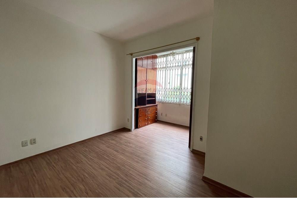 Apartamento à venda com 3 quartos, 76m² - Foto 16