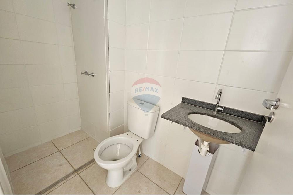 Apartamento à venda com 2 quartos, 44m² - Foto 40