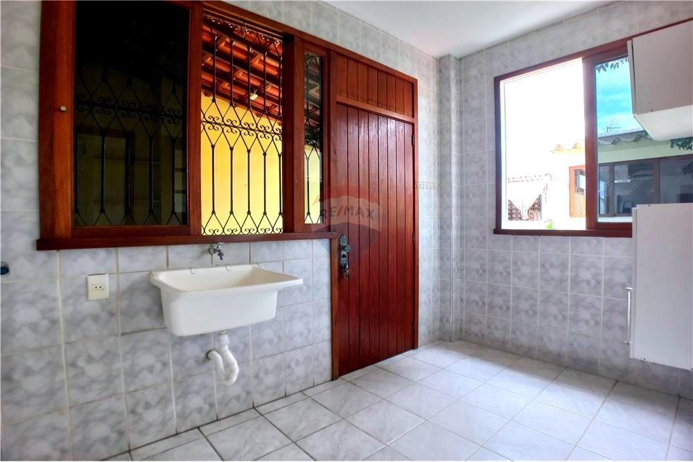 Casa - Alugar - Rio de Janeiro , Rio de Janeiro - Generoso espaço da área de serviço - 680331008-158