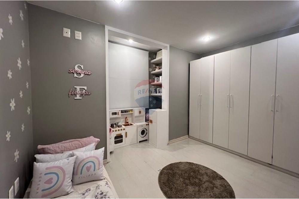 Casa à venda com 6 quartos, 221m² - Foto 26