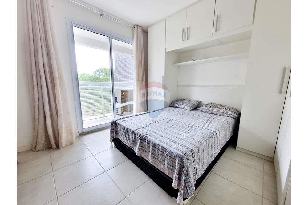 Apartamento à venda com 2 quartos, 82m² - Foto 3