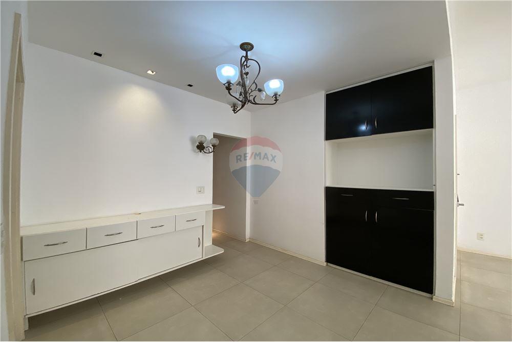 Apartamento à venda com 3 quartos, 107m² - Foto 3