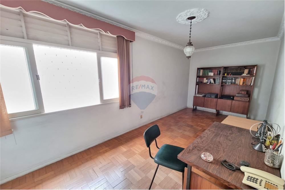 Casa à venda com 4 quartos, 190m² - Foto 18