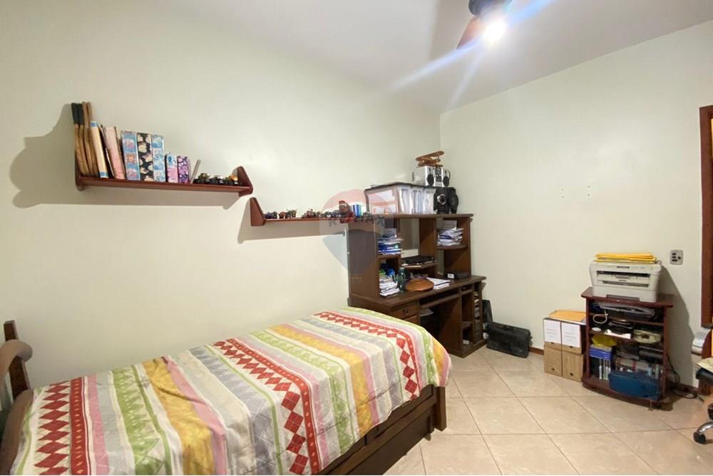 Apartamento à venda com 2 quartos, 79m² - Foto 2